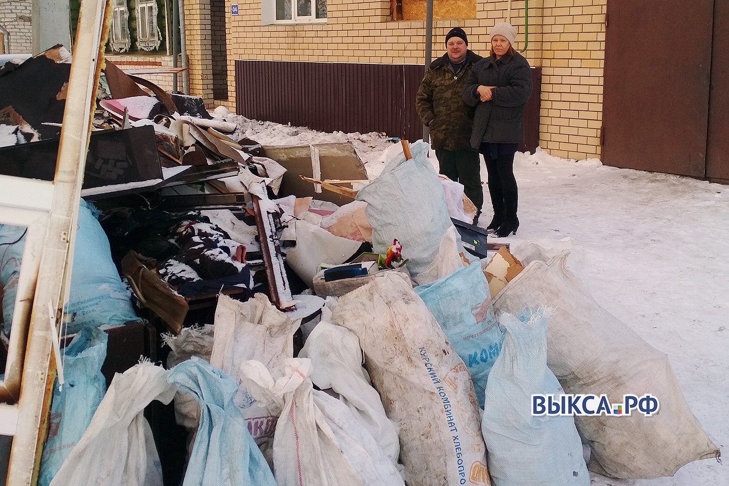 Многодетная семья в Шиморском лишилась дома из-за пожара